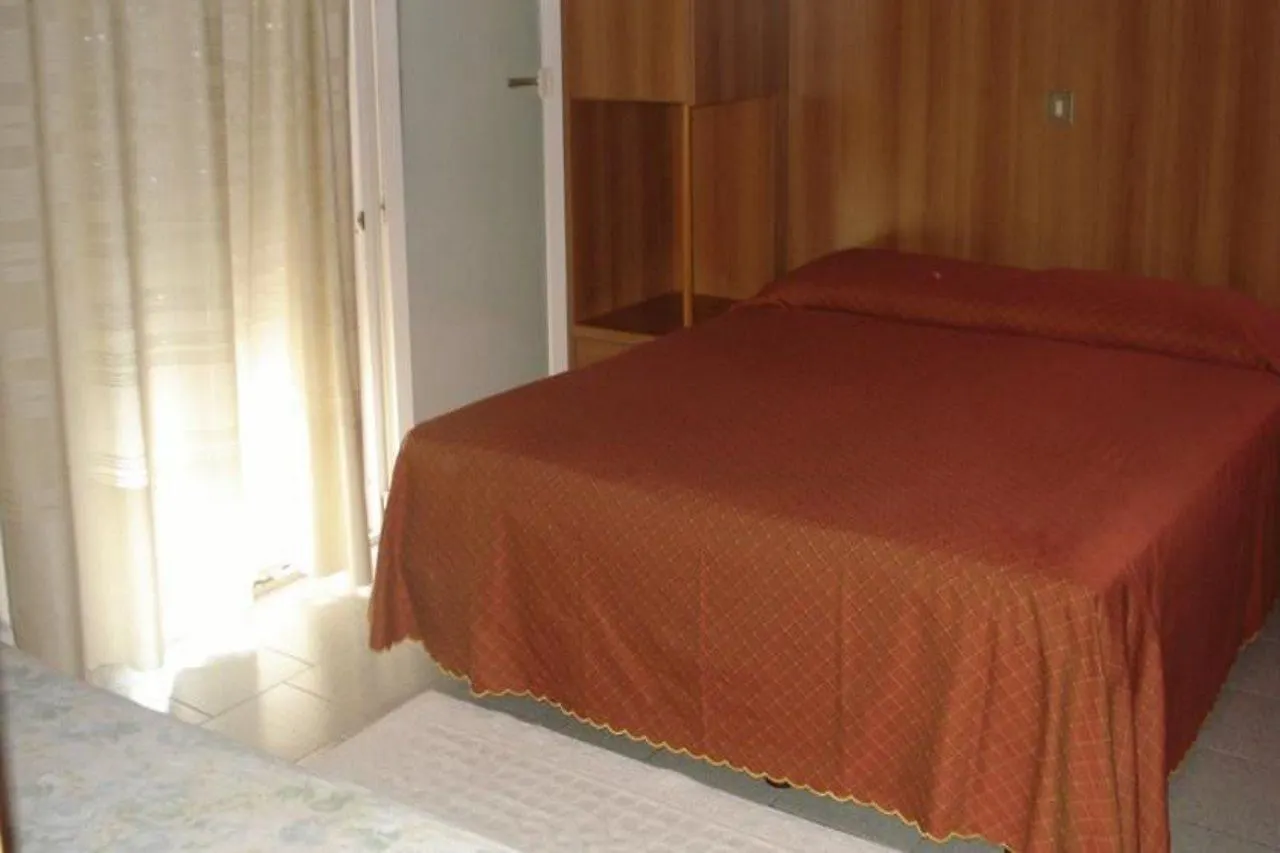 לידו די ג'סולו Hotel Roby לידו די ג'סולו